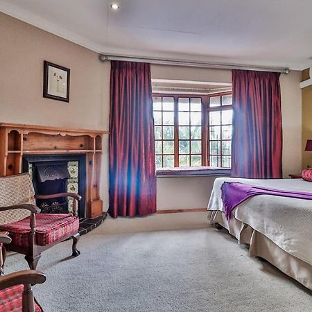 Grace Place Bnb Pretoria Bed and Breakfast Exteriör bild