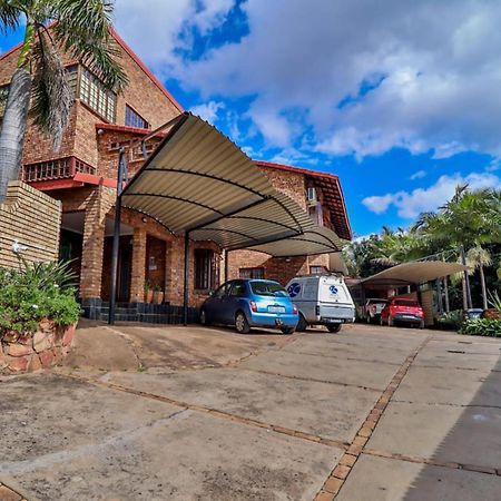 Grace Place Bnb Pretoria Bed and Breakfast Exteriör bild