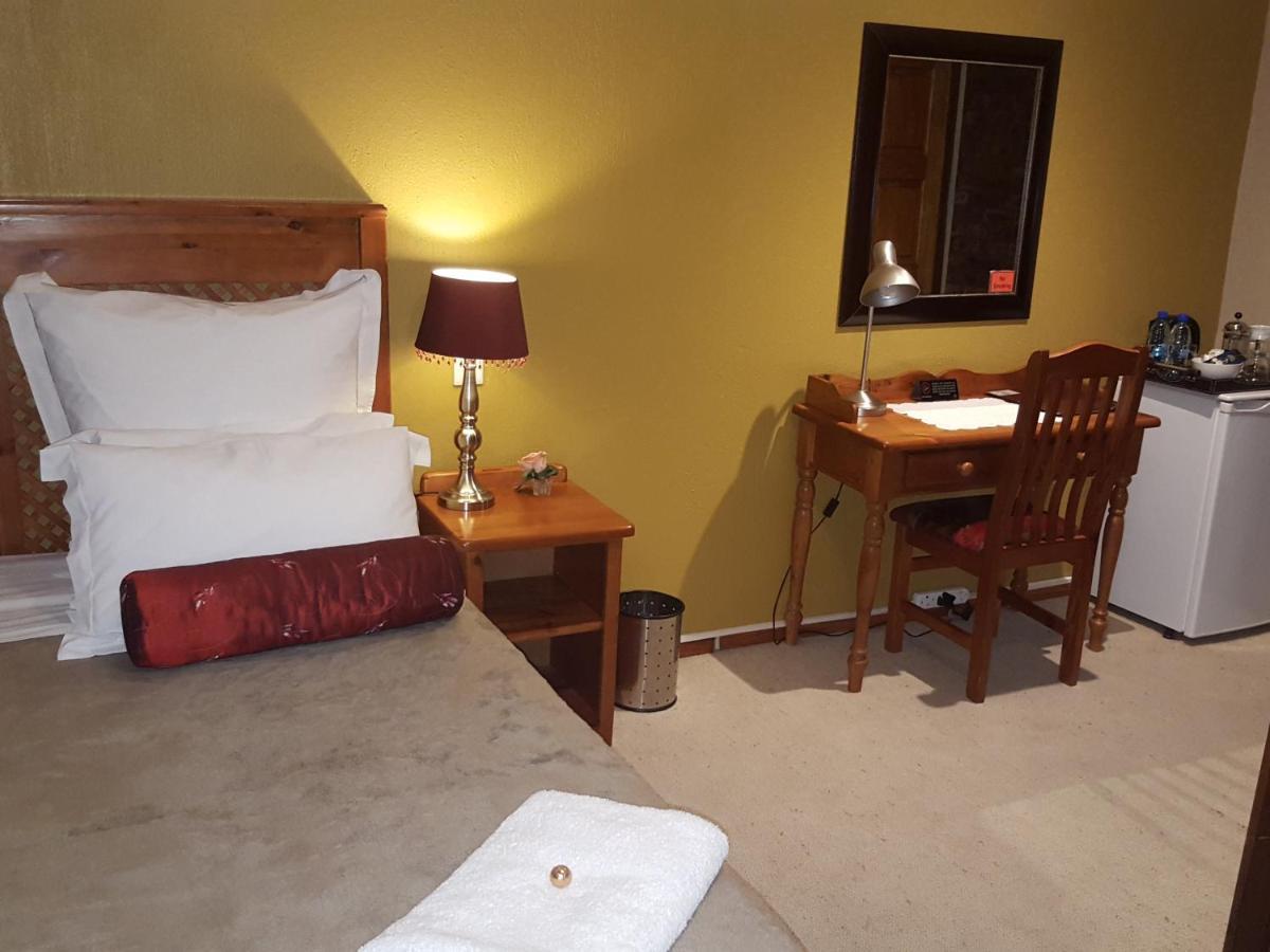 Grace Place Bnb Pretoria Bed and Breakfast Exteriör bild