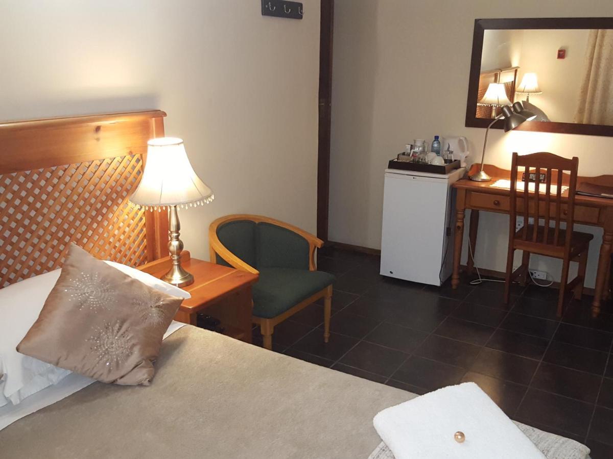 Grace Place Bnb Pretoria Bed and Breakfast Exteriör bild