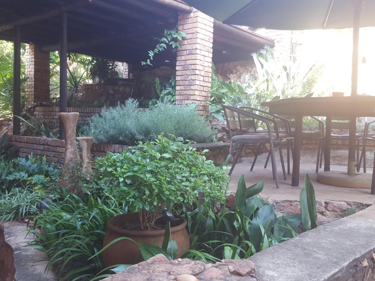 Grace Place Bnb Pretoria Bed and Breakfast Exteriör bild
